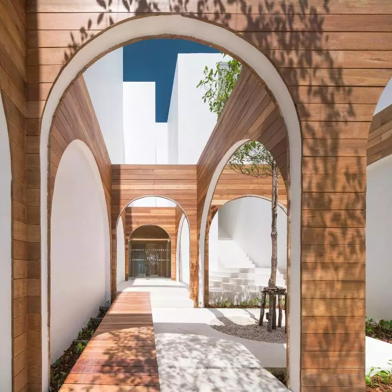 راهرو هتل سالا سامویی چاونگ